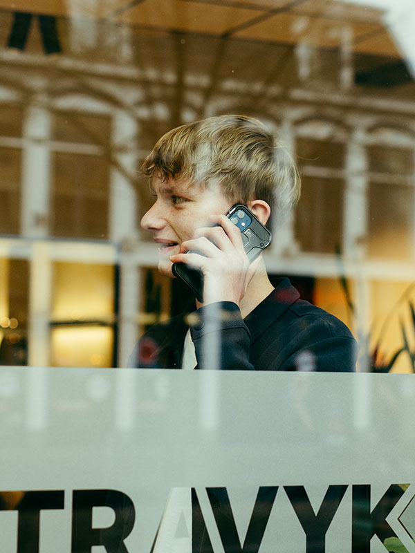 travyk-social-card-5